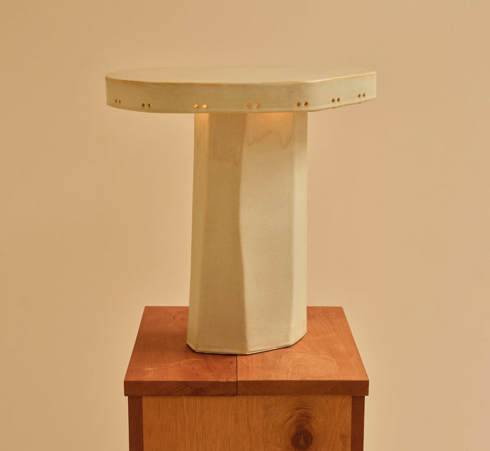 PLATEAU LAMP